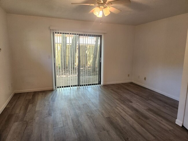 Photo - 1559 Hammock Dr Apartment