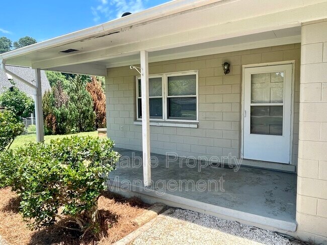 Building Photo - 5711 Old Stage Rd