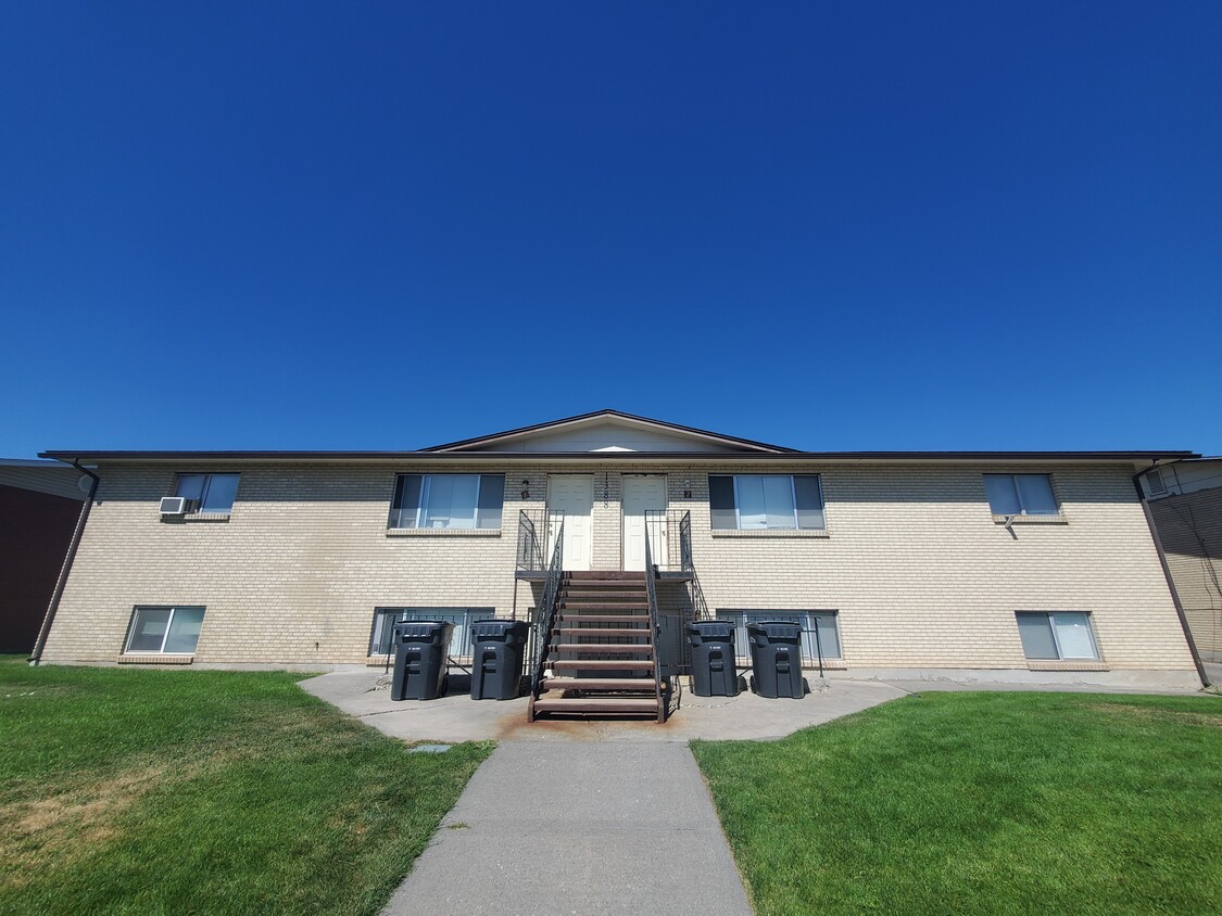 Foto principal - 1388 Ashment Ave