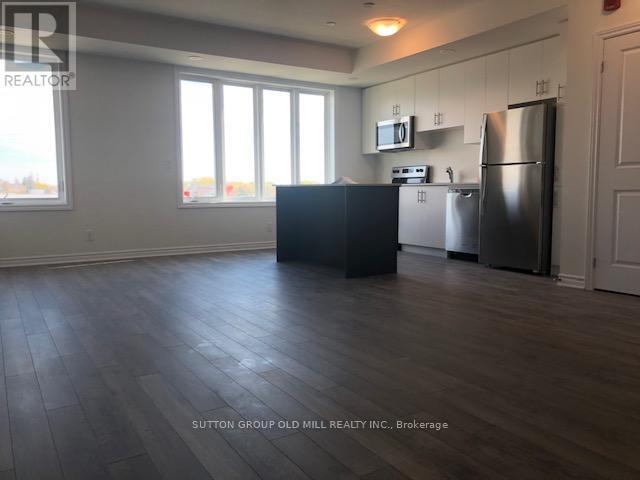 Photo du bâtiment - 100 Long Branch Ave