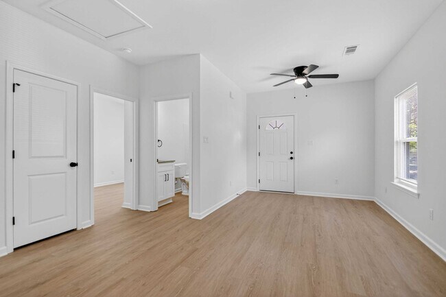 Foto del edificio - 2015-2017 Scotty Ct