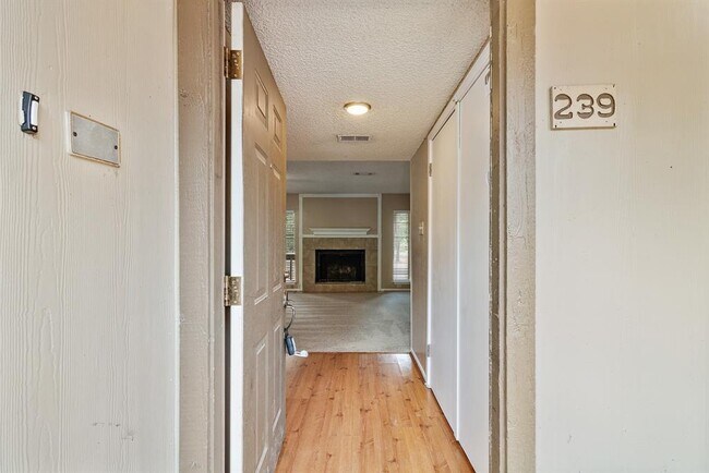 Building Photo - 1500 S Diamondhead Blvd