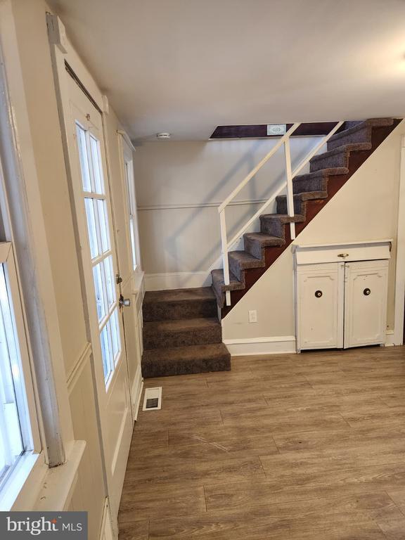 Foto del edificio - 73 E Branch Ave