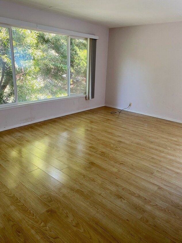 Foto principal - 2632 Warring St