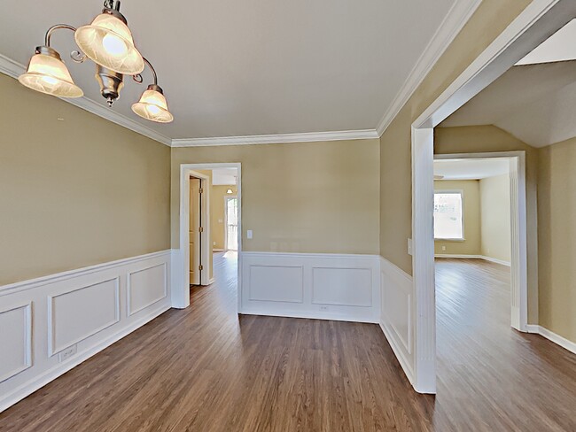 Building Photo - 1201 Blairfield Drive
