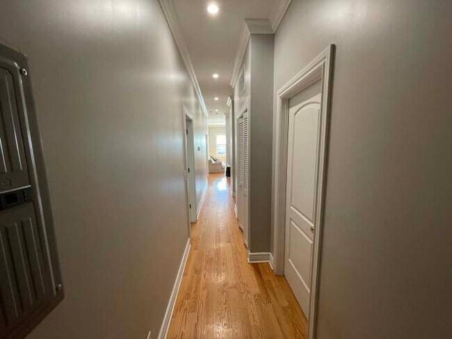 Foto del edificio - 4829 S Justine St