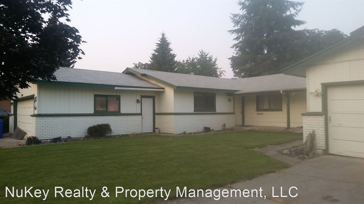 Building Photo - 3 br, 2 bath House - 11908 N. Wall St.