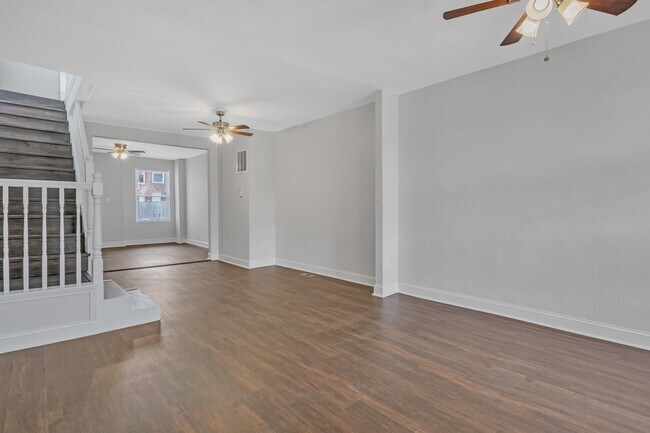 Building Photo - 1624 E 29th St
