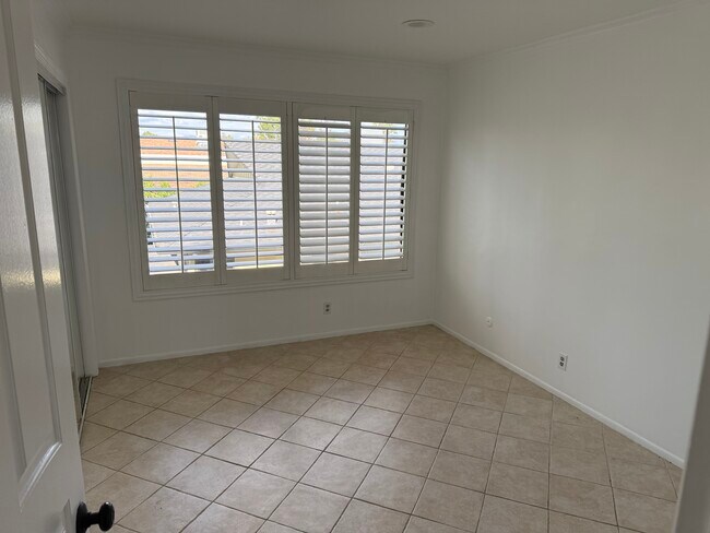 Foto del edificio - 4500 Whitsett Ave