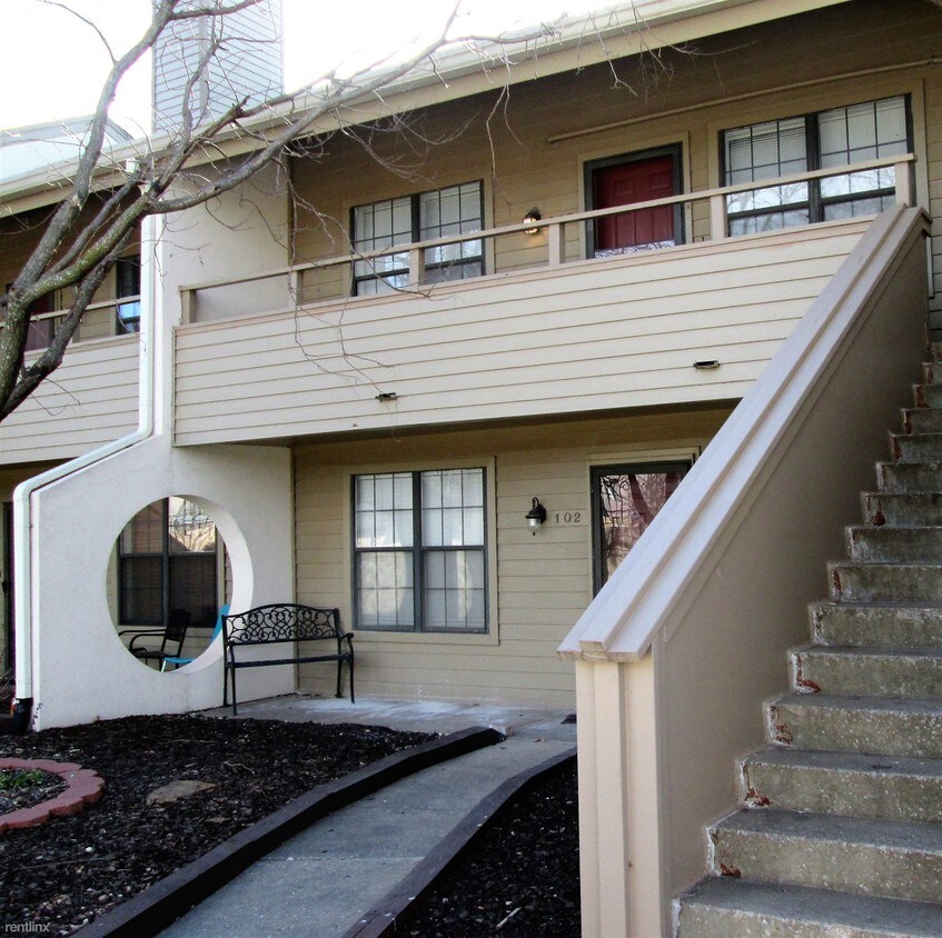 Primary Photo - 11120 Stratford Dr