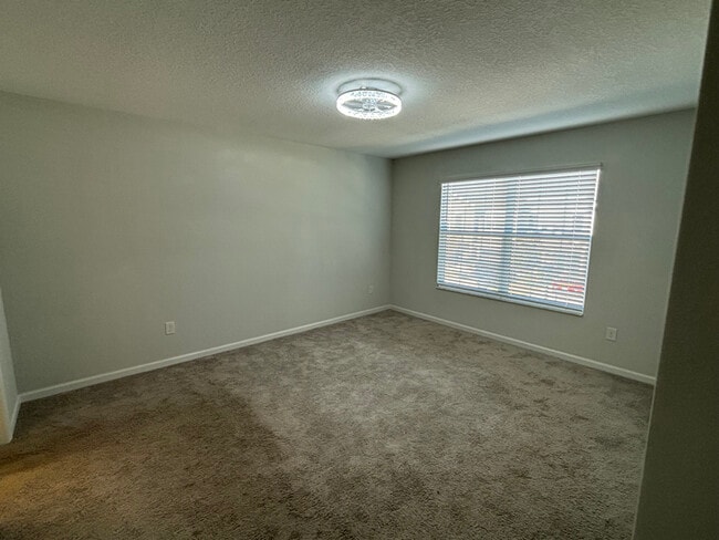 Building Photo - 10965 Quickwater Ct