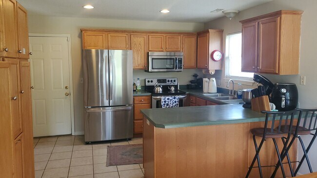Foto del edificio - 3 bd, 2 ba house, NE Columbia, near I-70/H...