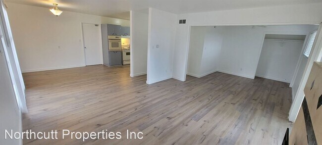Foto del edificio - 3 br, 2 bath House - 4947 Mt. Ashmun Dr.