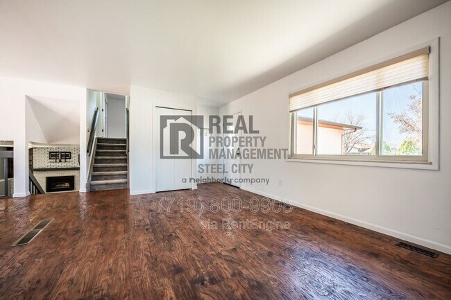 Foto del edificio - 4314 Blueflax Dr