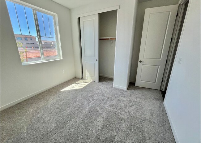 Foto del edificio - 3247 Mesa Oak St