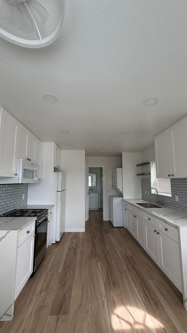 Building Photo - New ADU Build 1BR/1BA Available Now