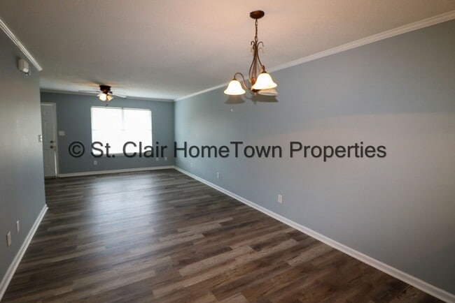 Foto del edificio - Totally Remodeled Tri-Plex in Lincoln School System