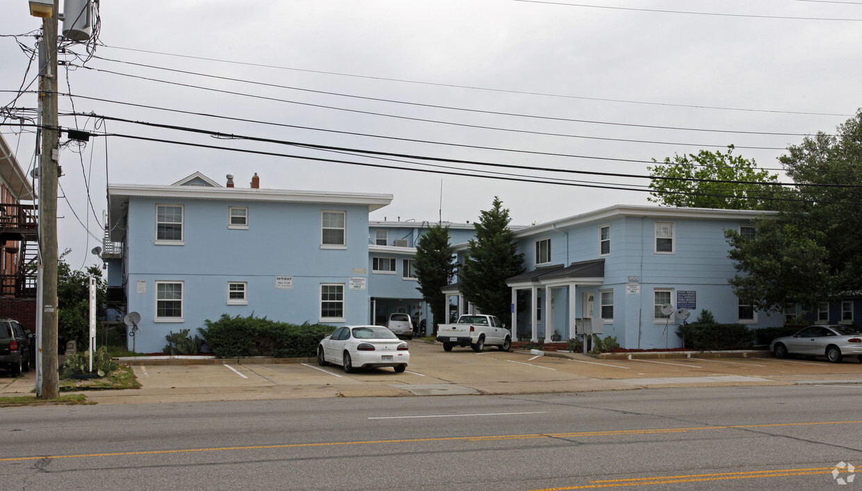 Building Photo - Fisherman's Cove