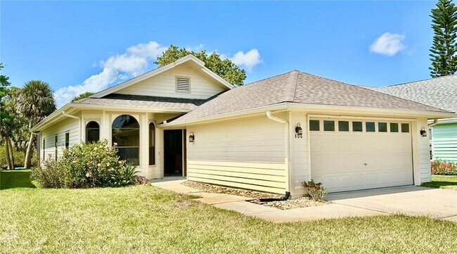 Foto del edificio - 806 Pine Shores Cir