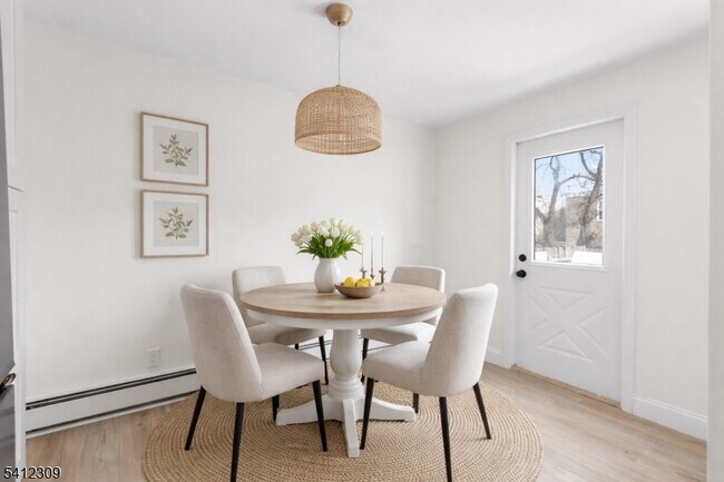 Foto del edificio - 676 Chestnut St