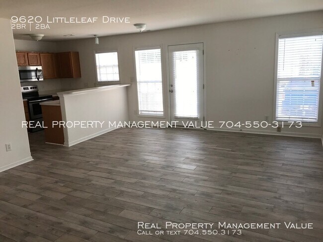 Building Photo - 2 Bedroom, 1 1/2 Bath Condo in Kingstree