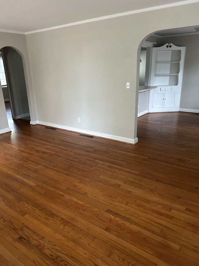 Foto del edificio - 3 Bedroom/ 2 Bath Home In High Point- Move In Special $500.00 off the 1st month with a 13 month l...