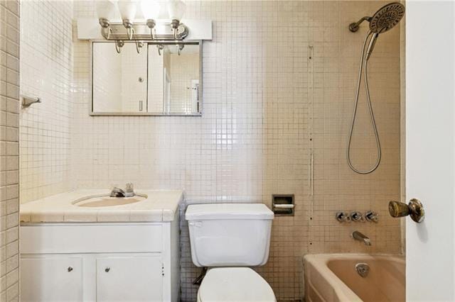 Building Photo - 807 Bourbon St