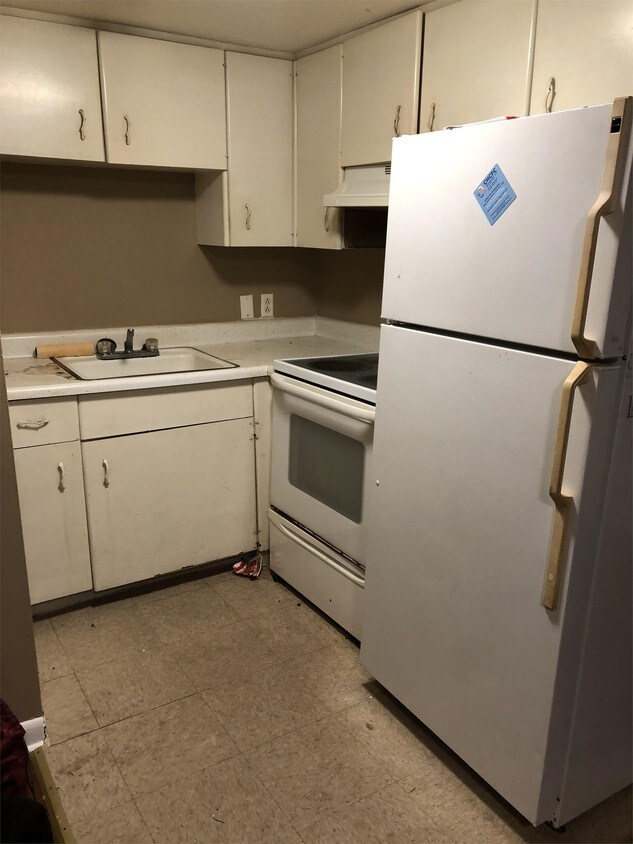 Foto principal - 50 E Main St