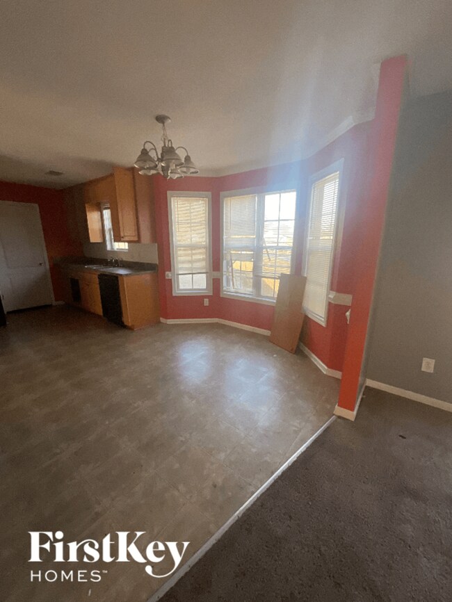 Building Photo - 3380 Meadovista Dr