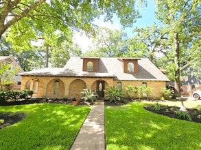 Building Photo - 12702 Ravensway Dr