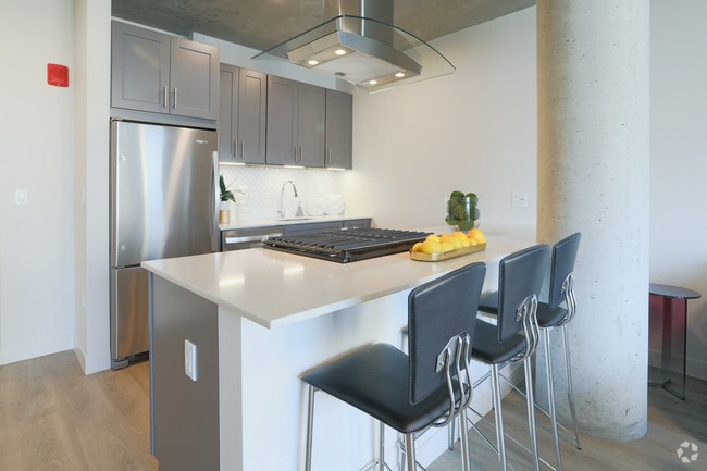 1 BR, 1 BA - Kitchen - Four50