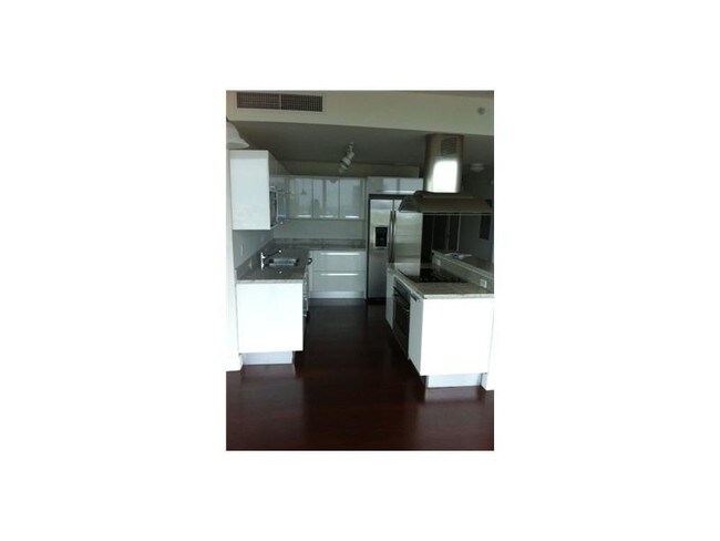 Foto del edificio - 601-636 NE 36th St