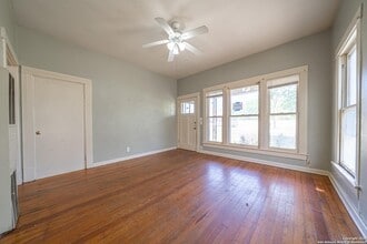 Building Photo - 204 Mt Vernon Ct