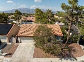 Building Photo - 1620 Desert Ridge Ave