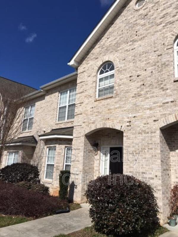 Foto del edificio - 378 Summergate Dr