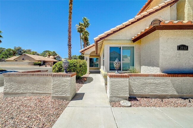 Building Photo - 2733 Brookstone Ct