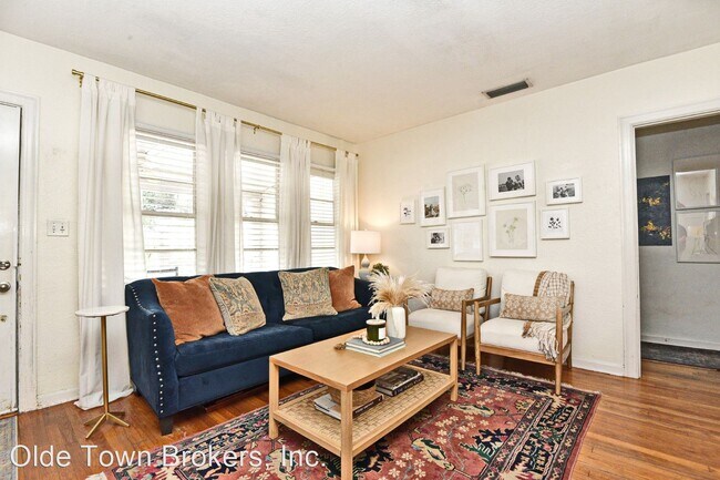 Building Photo - 3 br, 1 bath House - 414 W Princeton St.