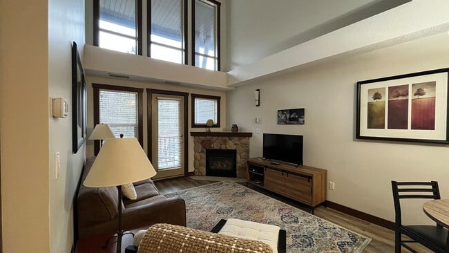 Building Photo - 1639 McDonald Ave