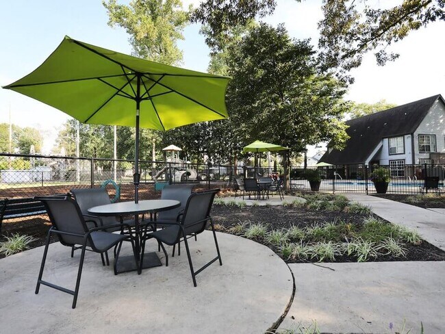 ¡Relájese al aire libre junto a la parrilla! - Post House North