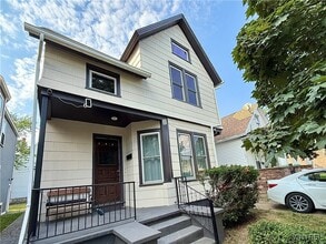 Building Photo - 460 Rhode Island St