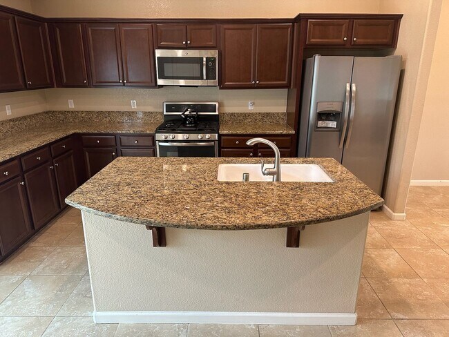 Foto del edificio - 2383 HARBOR ISLAND CT - 3 BEDROOM 2 BATH -...