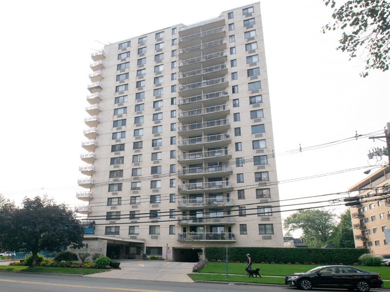 Photo - 307 Prospect Ave (Hackensack, NJ)