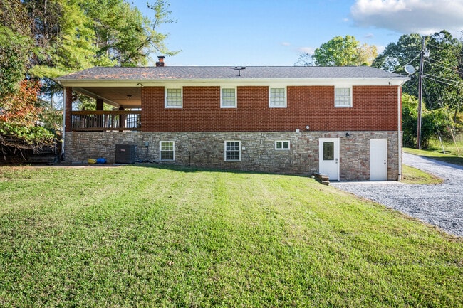 Building Photo - 2915 Confederate Ave