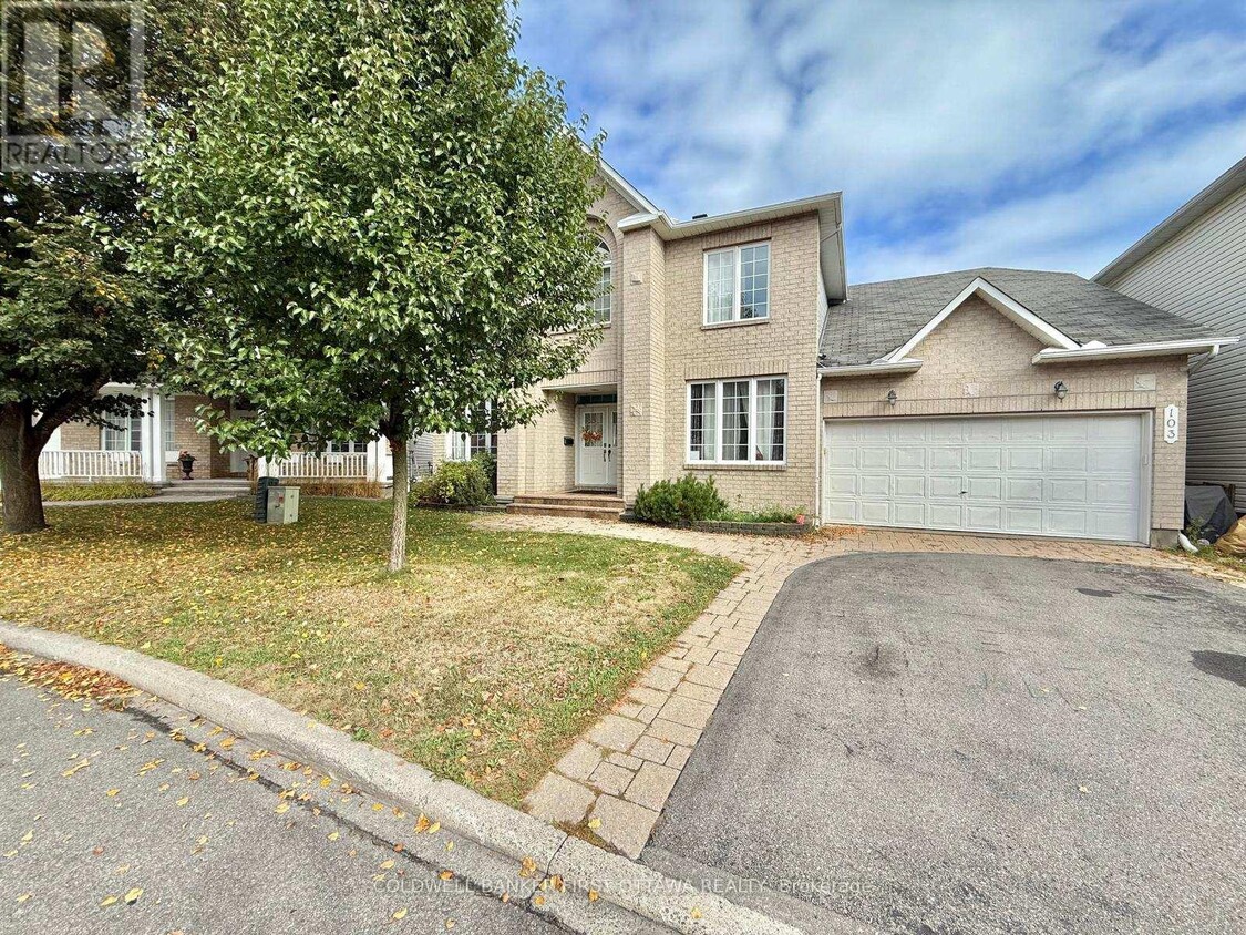 Photo principale - 103 Columbia Ave