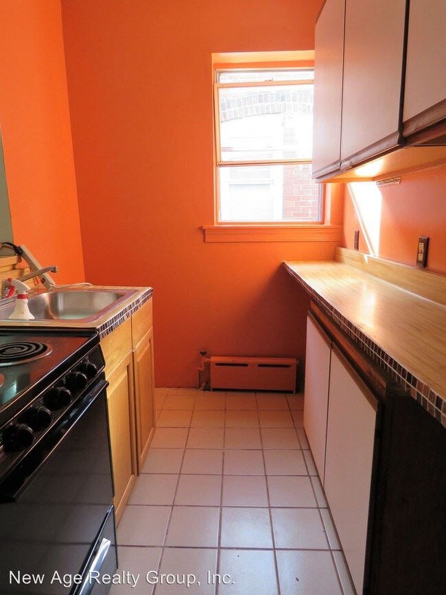 Foto del edificio - 4511 Baltimore Ave