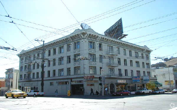 Building Photo - 3001-3019 Mission St