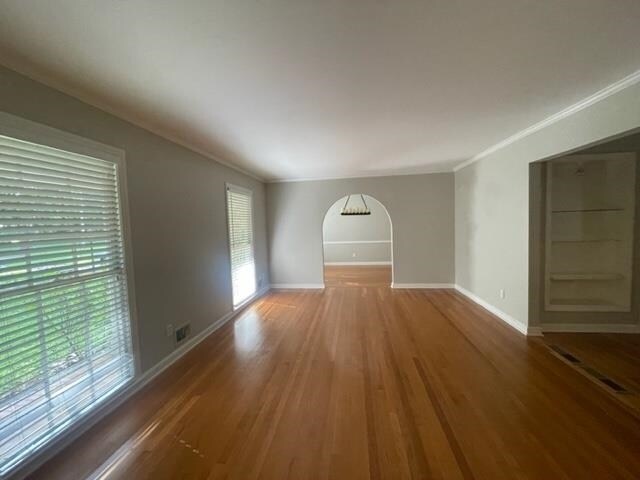 Foto del edificio - 720 Starlight Dr NE