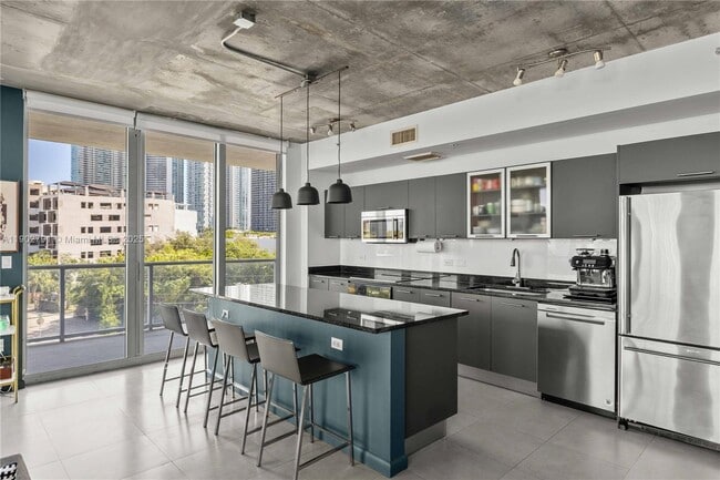 Building Photo - 3470 E Coast Ave