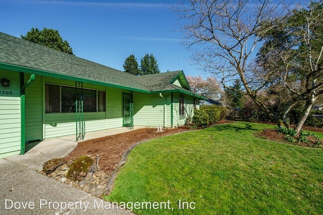 Building Photo - 3 br, 2 bath House - 12206 SE McGillivray ...