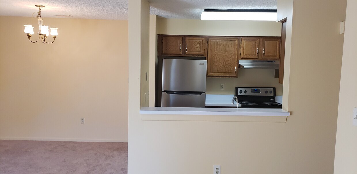 Main View - 8015 Tamarron Dr
